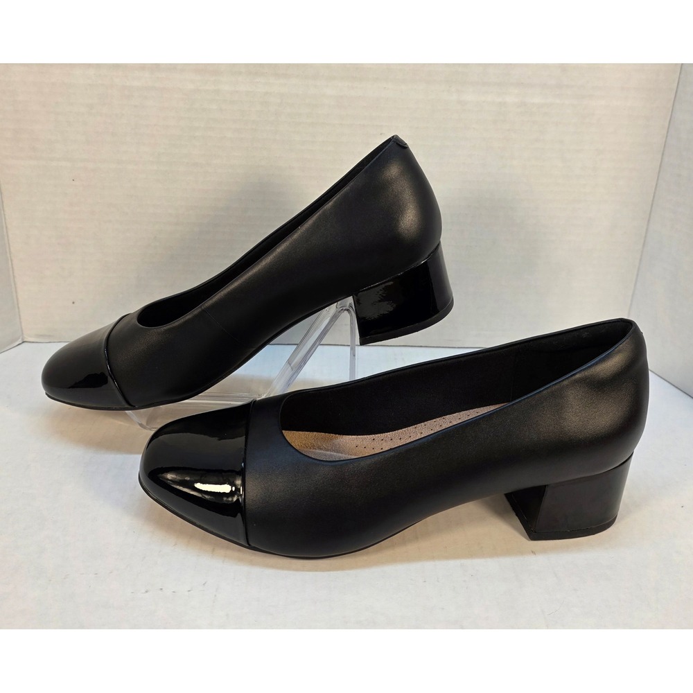 Clarks Collection Pump Womens 9.5W Black NWOT Cap Toe Block Heel 261534135070
